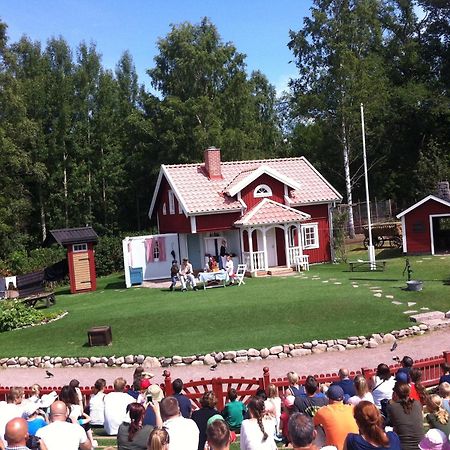 Oxgarden Hotel Vimmerby Bagian luar foto