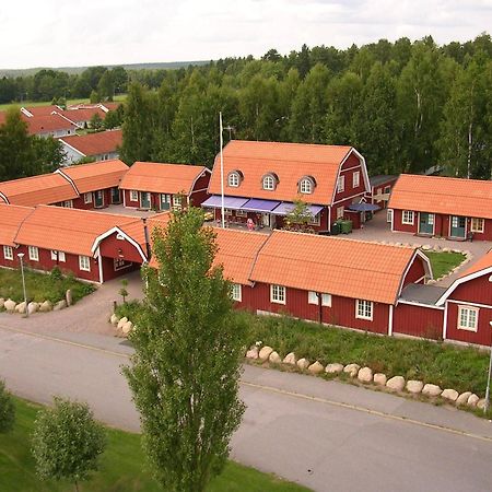 Oxgarden Hotel Vimmerby Bagian luar foto