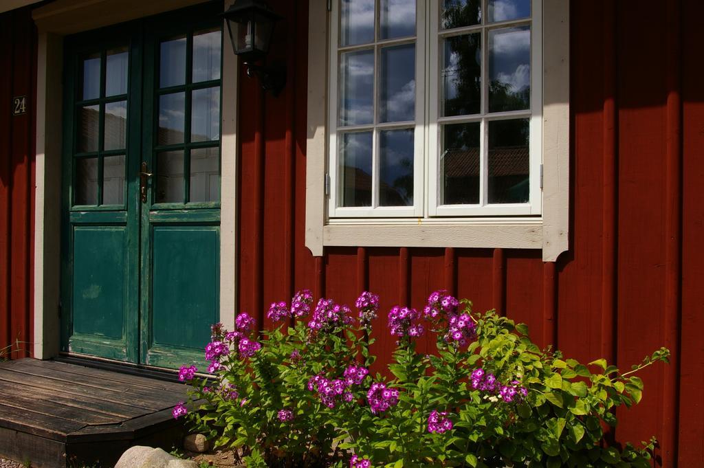 Oxgarden Hotel Vimmerby Bagian luar foto