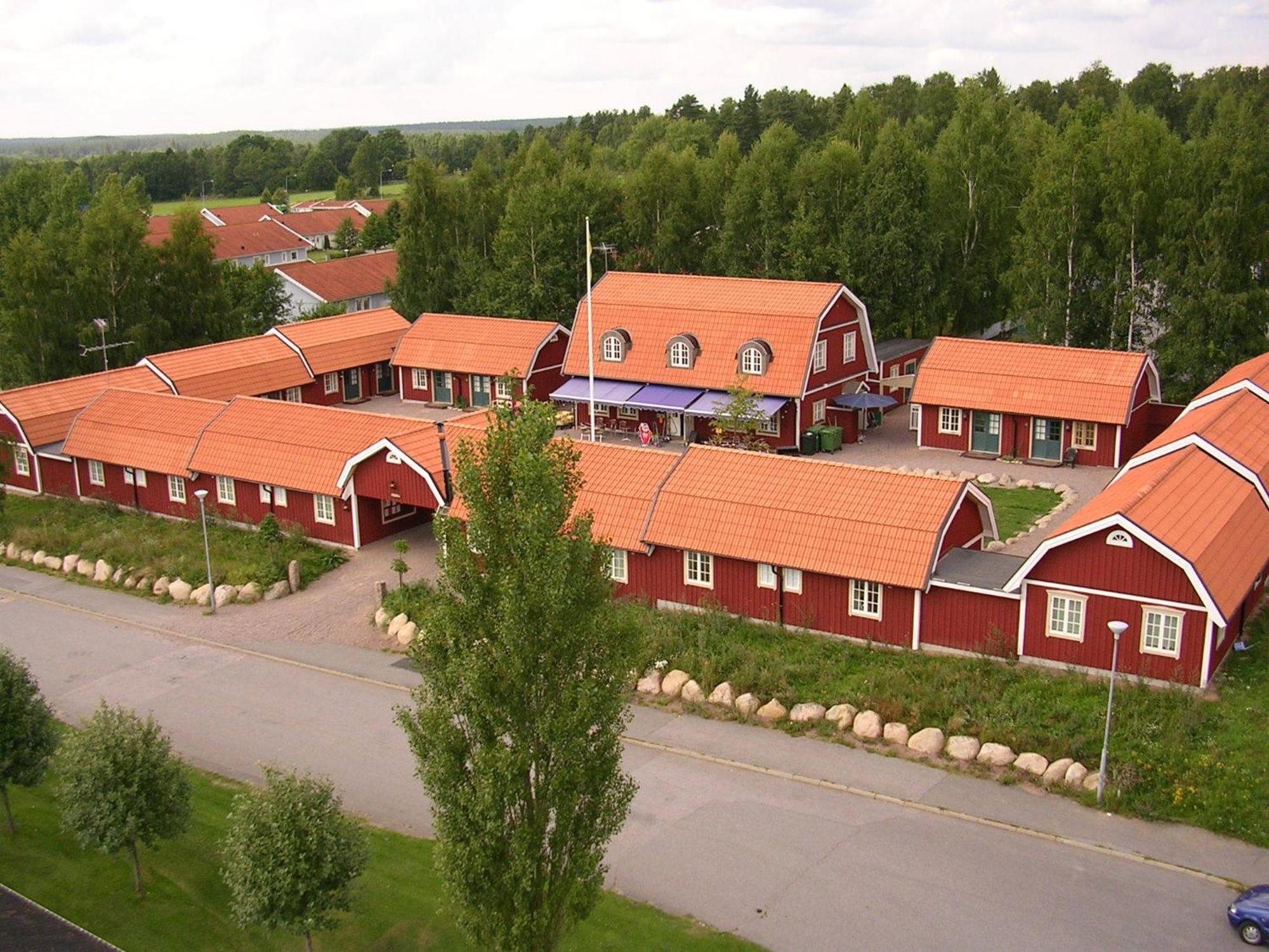 Oxgarden Hotel Vimmerby Bagian luar foto