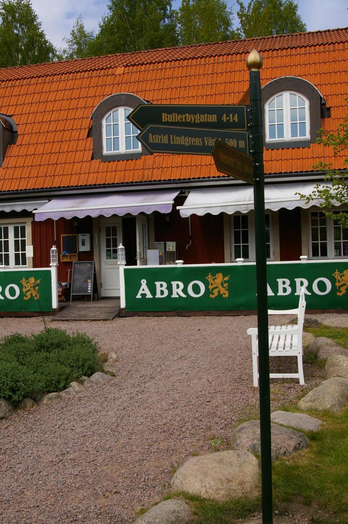 Oxgarden Hotel Vimmerby Bagian luar foto