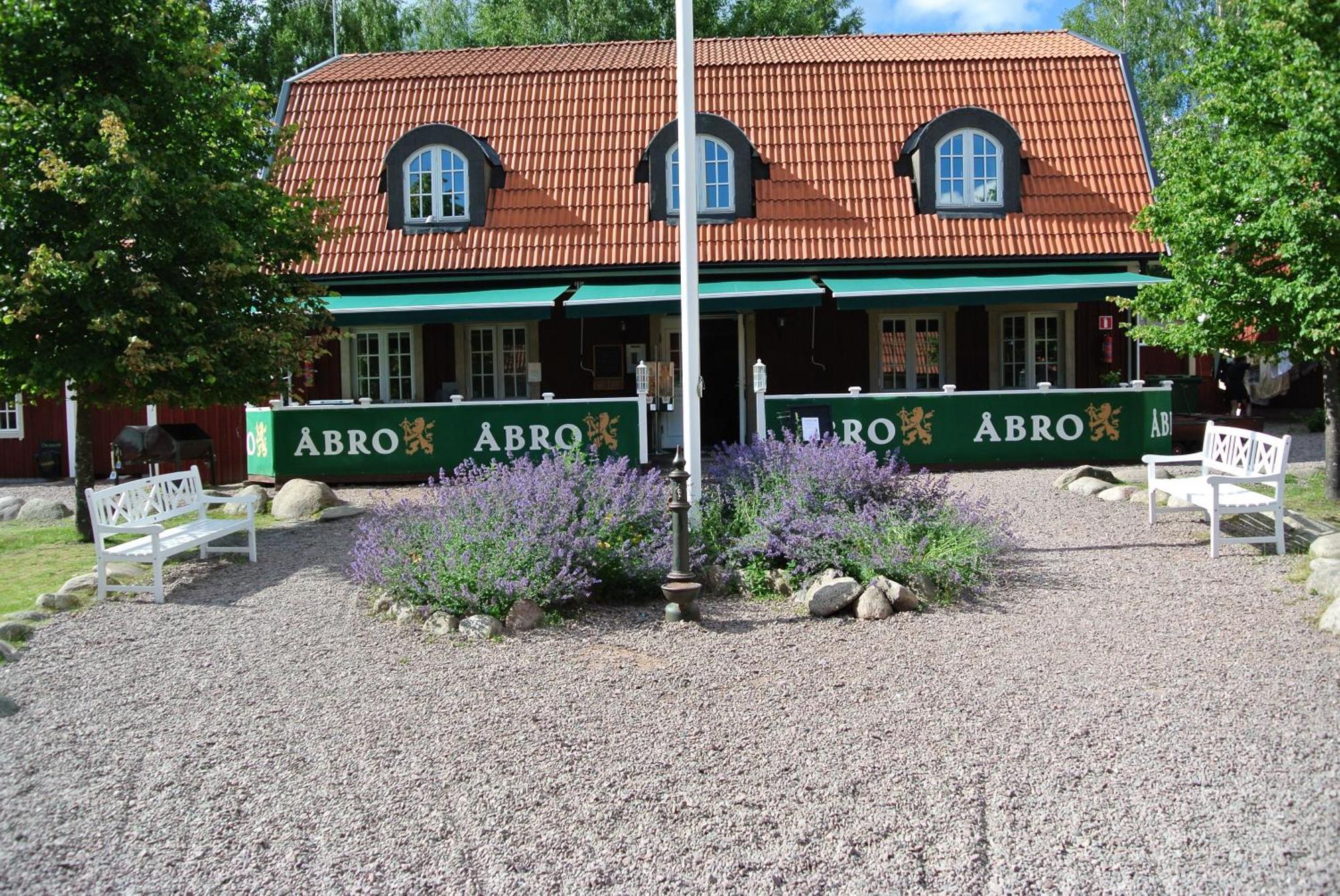 Oxgarden Hotel Vimmerby Bagian luar foto